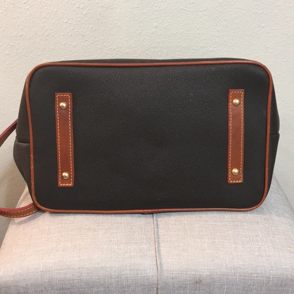 Dooney and Bourke brown leather satchel - Picture 3 of 12